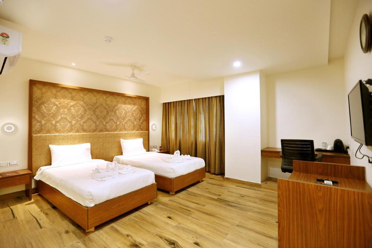 Hotel Shubham Palace Haïdarabad Extérieur photo